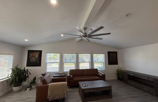 47812 Coronado Drive Gallery 3