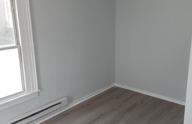 128 Center Street - 1 Gallery 2