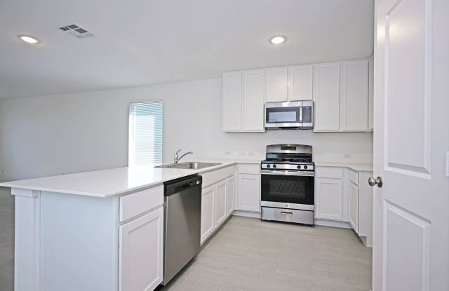4949 Winecup Cove Gallery 2