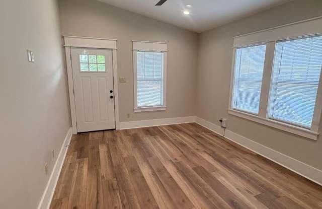 612 E Vermilion Street Gallery 4