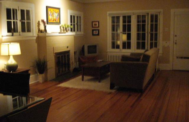 633 Gilpin St Gallery 3