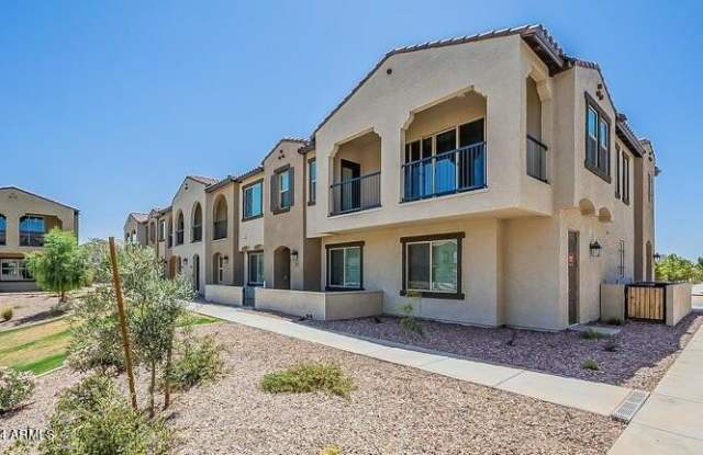 155 N LAKEVIEW Boulevard photos photos