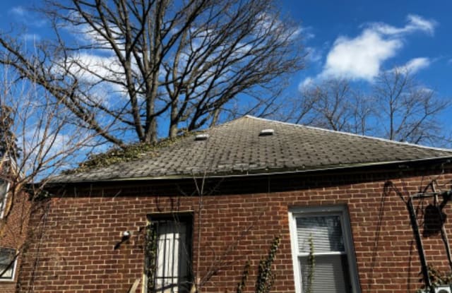 7656 kinock - 7656 Minock Street, Detroit, MI 48228