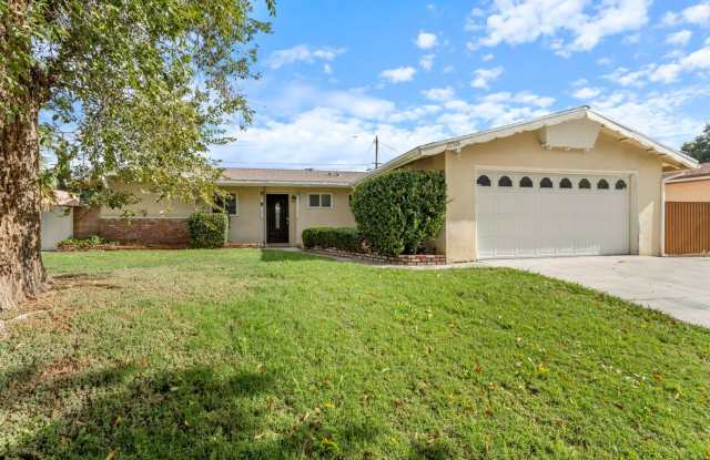 Stylish 3-Bedroom Home with Great Indoor-Outdoor Living - 27508 Vilna Avenue, Santa Clarita, CA 91351
