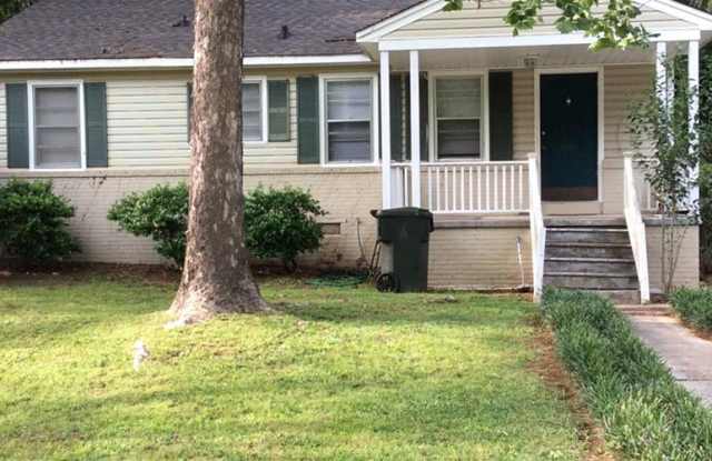 1009 East Magnolia Avenue Auburn, AL 36832 photos photos