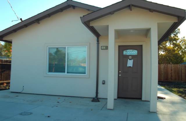 1136 Grand Avenue - A Gallery 1