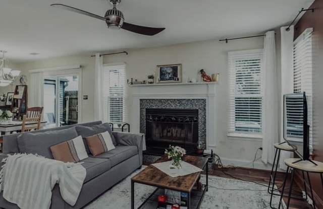 818 Zircon Court photos photos