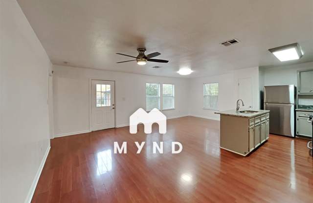 4700 Gonzales St Gallery 3