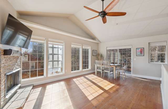 Cute Whitefish Home close to the Footbridge photos photos