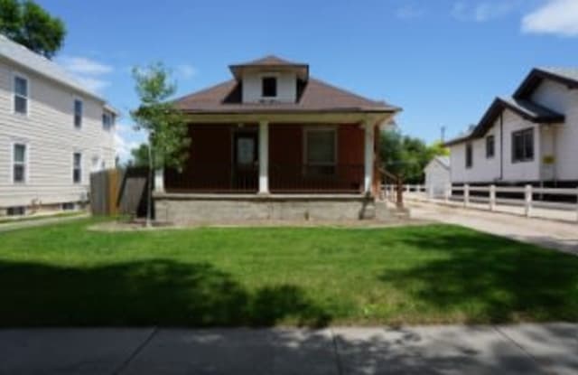 1826 8th Avenue - B - 1826 South 8th Avenue, Greeley, CO 80631