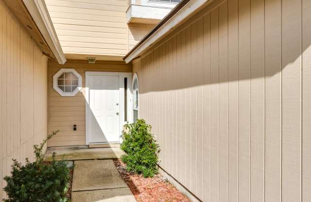 3546 RAIN FOREST DR W Gallery 4