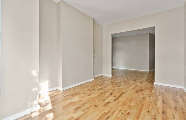 3344 W Fulton Boulevard Gallery 4