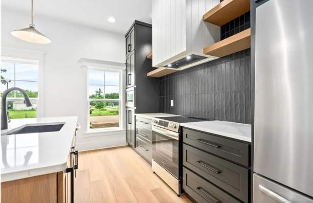 578 Pride Avenue – Brand-New Luxury Student Living Gallery 3