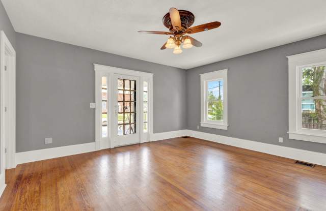 Charming 3-Bedroom, 2-Bath Apartment in Eustis! Gallery 4