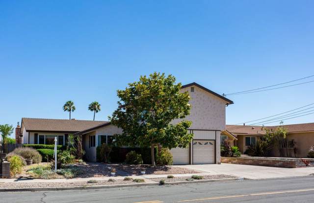 Large Traditional Home in La Mesa! photos photos