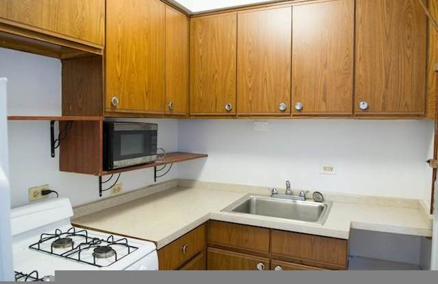 1610 West Sunnyside photos photos