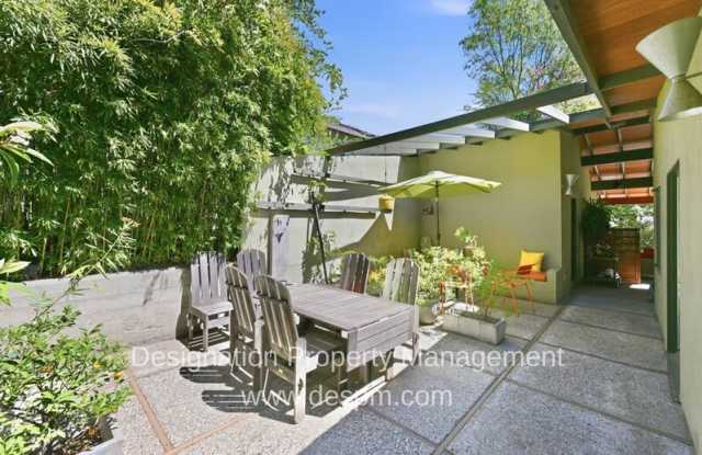 4395 El Prieto Gallery 2