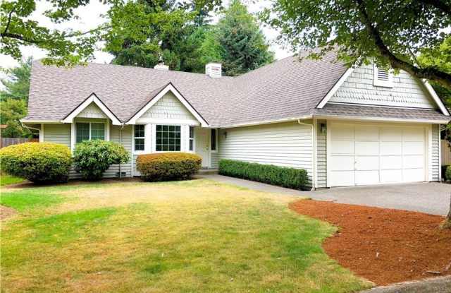 Private Cul-de-Sac Home with Fenced Yard & Attached 2-Car Garage photos photos Private Cul-de-Sac Home with Fenced Yard & Attached 2-Car Garage photos photos