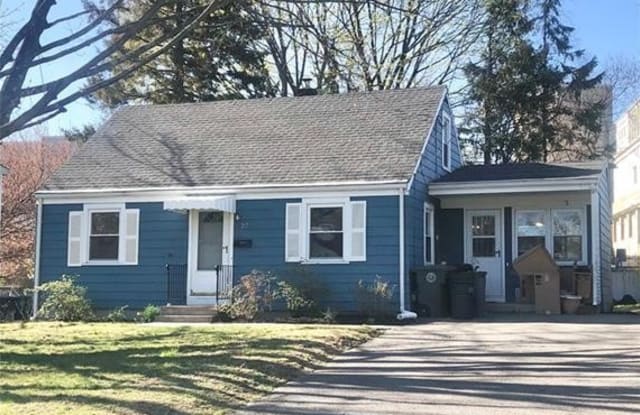 27 Cricklewood Road - 27 Cricklewood Road, Milford city, CT 06460