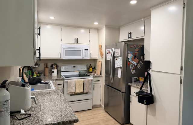 MOVE-IN SPECIAL: $200 OFF YOUR FIRST MONTH'S RENT! Gallery 4
