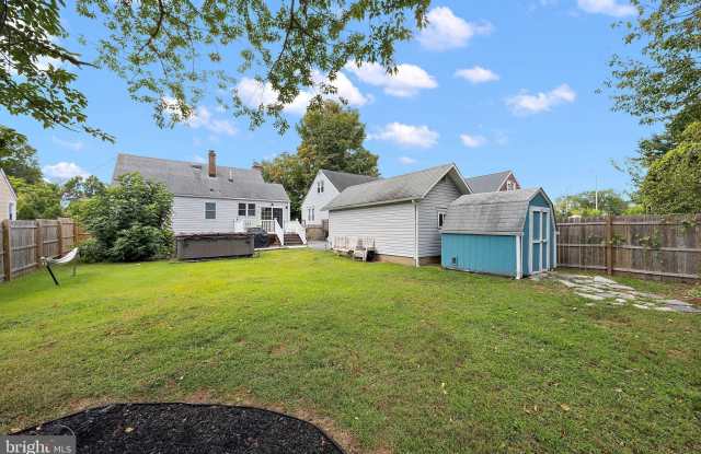 10 ELLIOTT Avenue - 10 Elliott Avenue, New Castle County, DE 19805