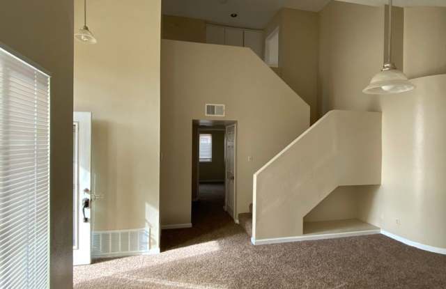 Spacious Cul-de-Sac Home with 4bd/3ba RV Parking! Gallery 4