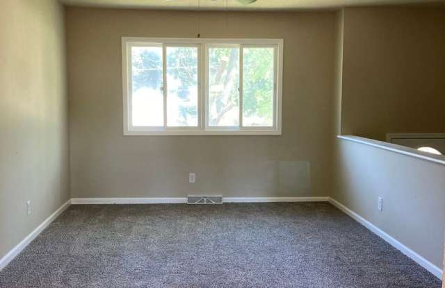 4905 Fairview Dr Gallery 2
