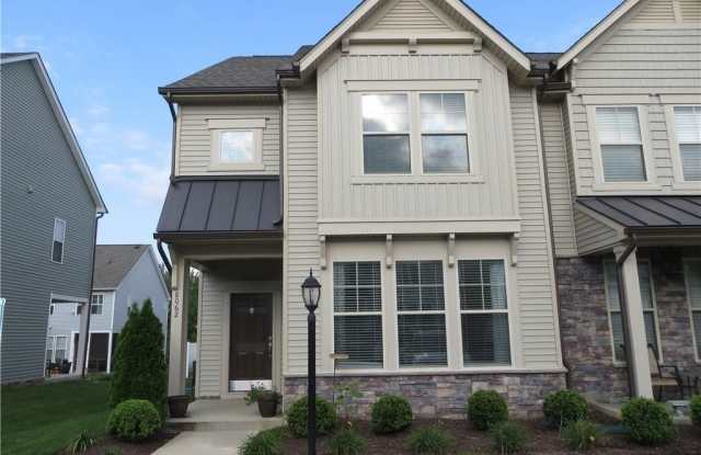 8062 Ellendale Drive Gallery 1