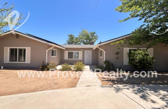 3 Bed, 2 Bath Hesperia Home!! - 8041 Seventh Avenue, Hesperia, CA 92345