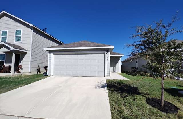 Charming 3BR/2BA House in Saint Hedwig photos photos Charming 3BR/2BA House in Saint Hedwig photos photos