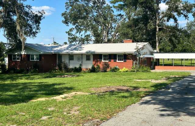3 Bedroom Home in Valdosta, GA Gallery 1