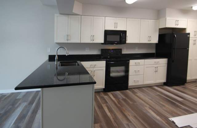 Cozy 2 Bedroom 2 Bath Condo in Iowa City! photos photos