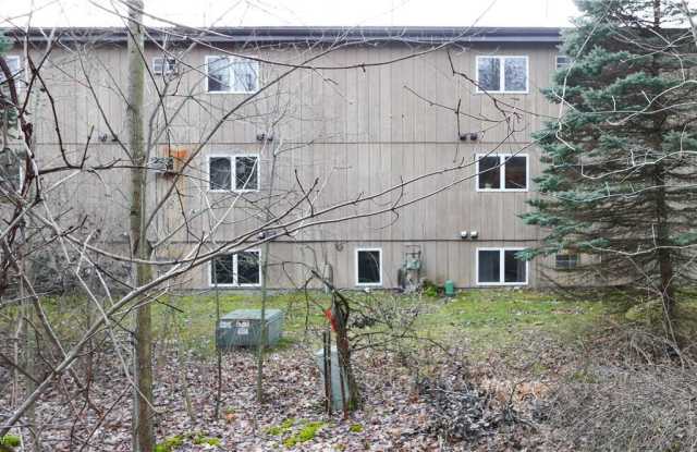 8140 Southwood Drive Gallery 3