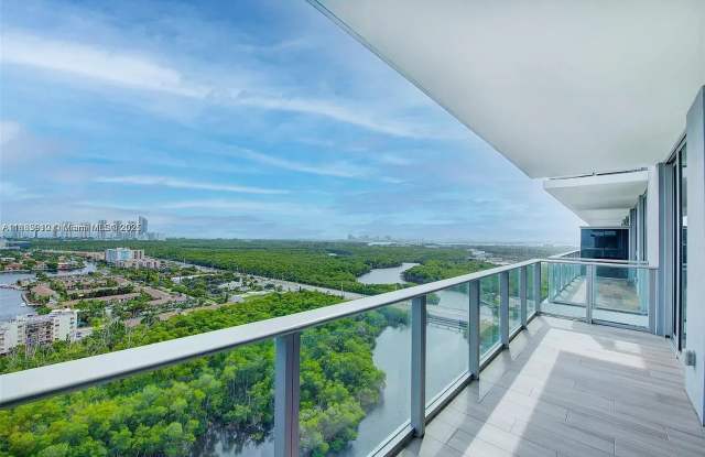 16385 Biscayne Boulevard photos photos