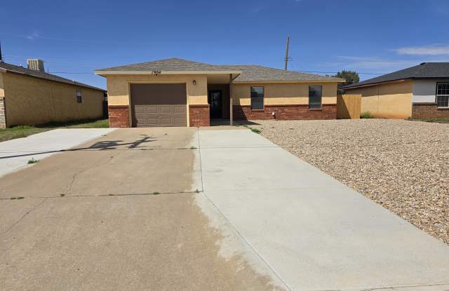 1904 Debra Street - 1904 Debra Street, Clovis, NM 88101