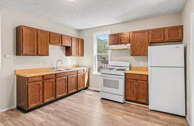 503 South Bridge Street - 1 photos photos