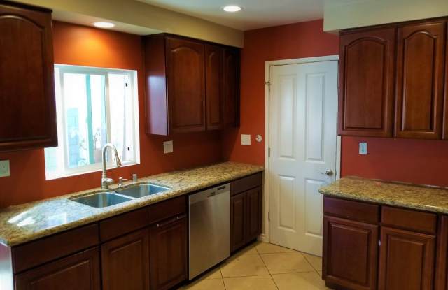 14631 Cheshire Pl Gallery 3