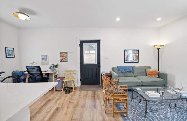 2808 Jefferson Gallery 3