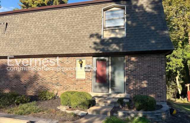 252 Glandore Drive Gallery 1