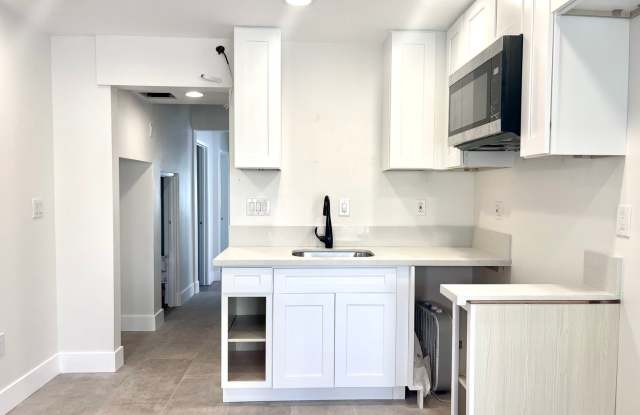 Beautiful 3 Bedroom ADU on a private street photos photos