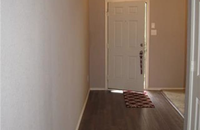 1005 Trickham Drive Gallery 2