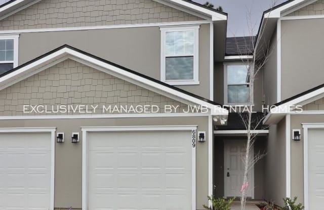 6809 LAKE MIST LN - 6809 Lake Mist Lane, Jacksonville, FL 32210