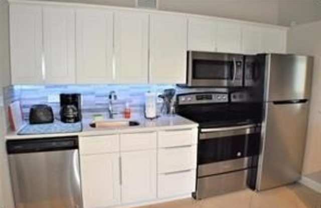 4411 E TRADEWINDS Gallery 2