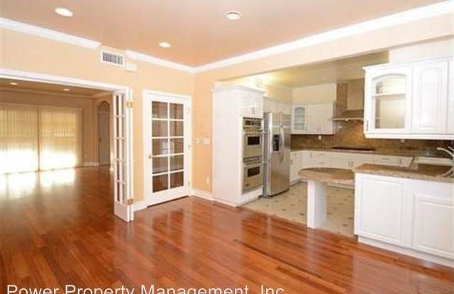 1253 Granville Ave. # 4 Gallery 3