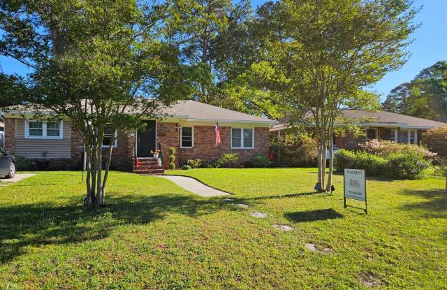 Four Bedroom Ranch St Home in Abercorn Heights - Lamara Heights District photos photos
