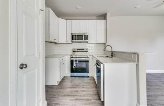 811 W Coffin - 811 West Coffin Street, Denison, TX 75020