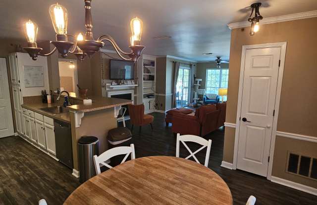 1108 Mill Pond Drive Gallery 1