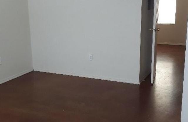 2615 2nd Ave Gallery 2