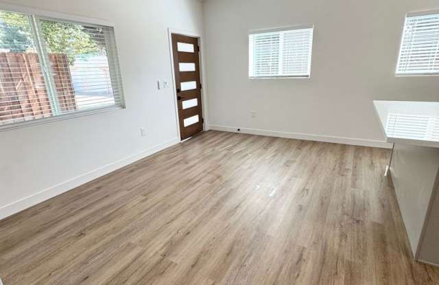 BRAND-NEW MODERN HOME NEAR SAC STATE — WASHER & DRYER INCLUDED! Gallery 3