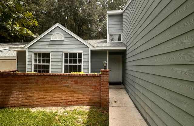 360 NW 48th Blvd photos photos